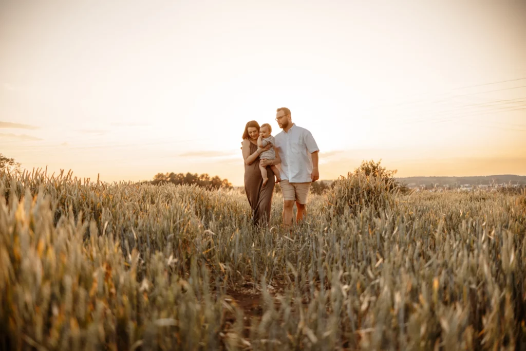 inder Fotografie - Outdoor Shooting - Familie in der Natur in Schamberg