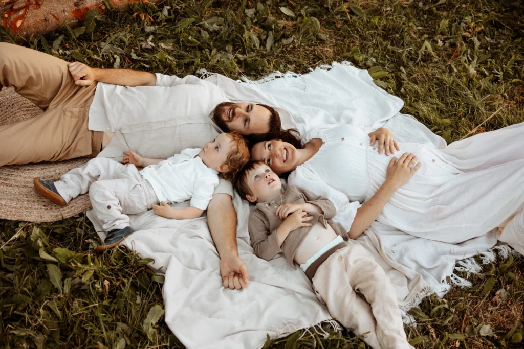 inder Fotografie - Outdoor Shooting - Familie in der Natur in Schamberg