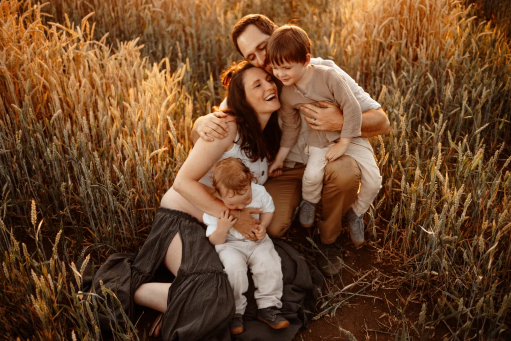 inder Fotografie - Outdoor Shooting - Familie in der Natur in Schamberg